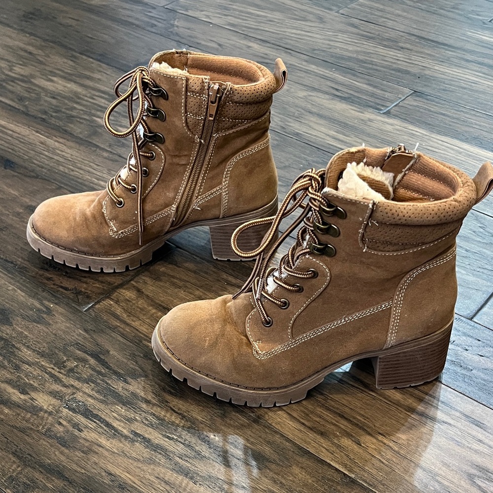 Jellypop Brown Lace Up Boots - Picture 4 of 8